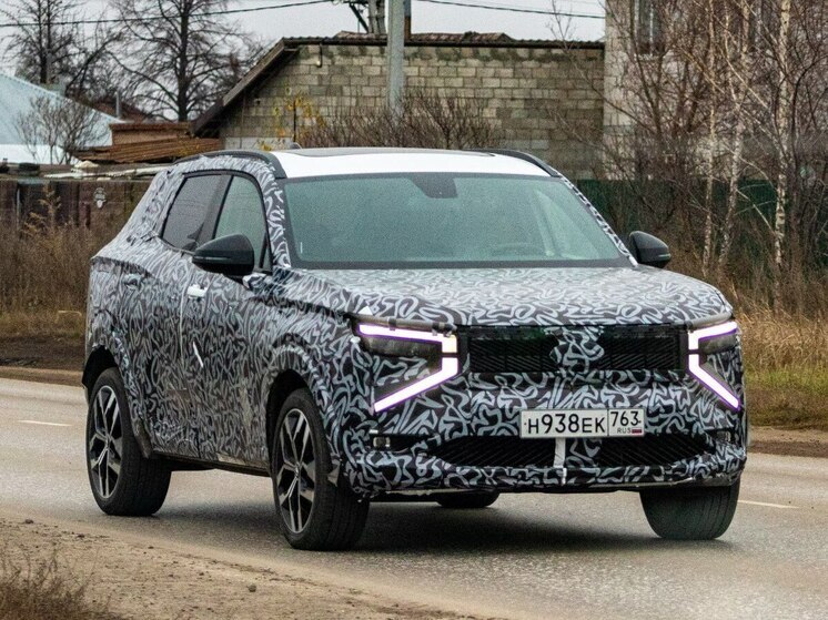АвтоВАЗ тестирует новый кроссовер Lada Azimut в Тольятти: авто сняли на фото
