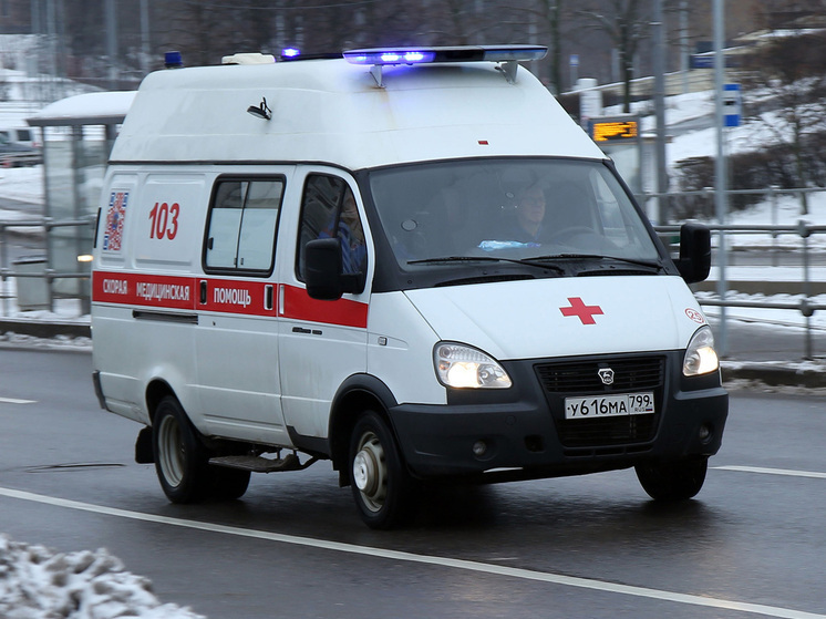 Освобождавшая из петли парня девушка ранила его ножом