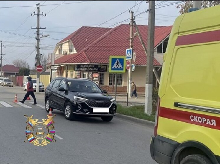 В Славянске-на-Кубани под колёсами иномарки пострадала пенсионерка