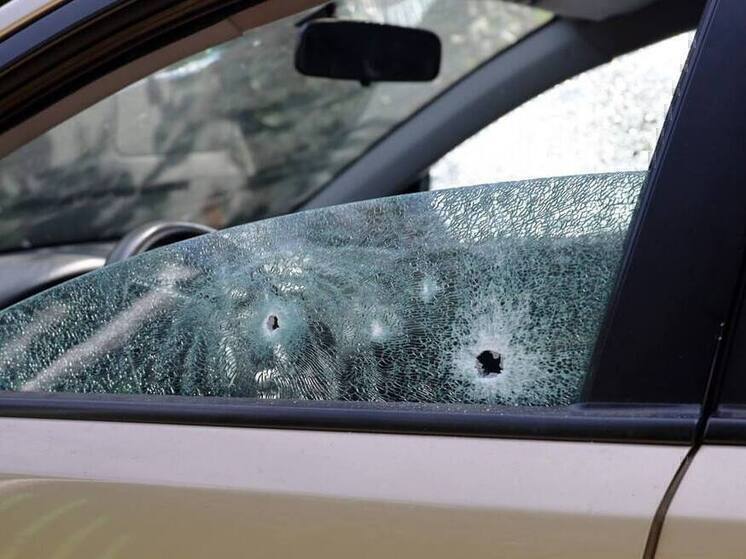 Женщина погибла при атаке дрона на авто в Борисовском округе