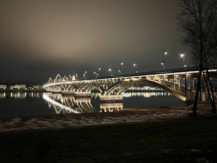 В Рыбинске почти завершена подсветка моста