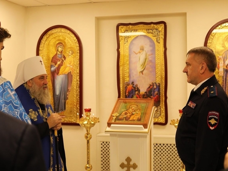 Часовню в честь смоленской иконы Богоматери открыли в калининградском управлении МВД