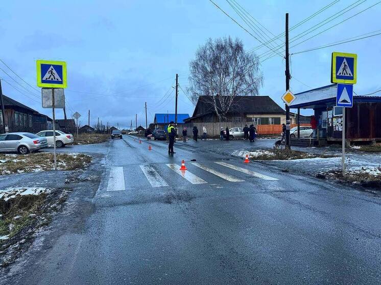 Автомобиль насмерть сбил школьницу в Новоуткинске