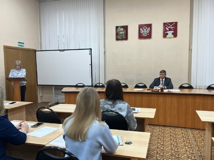 И.о. главы Кузнецка провел совещание по безопасности и благоустройству Кузнецка