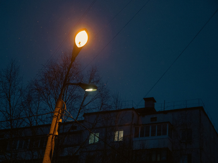 На дороге в деревне в Тверской области появился свет