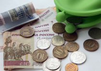 По данным Росстата на 2025 год, разница в зарплатах 10% самых богатых и 10% самых бедных россиян составила 12,7 раза