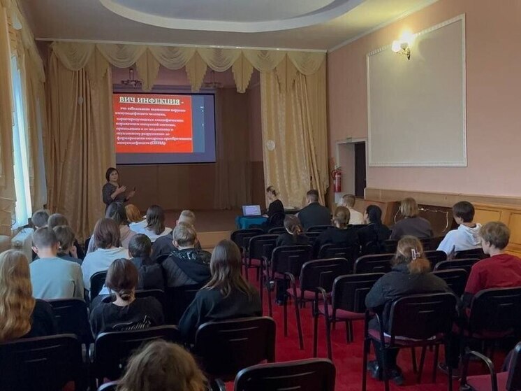 Запорожские школьники из Каменско-Днепровского района повысили осведомленность о профилактике СПИДа