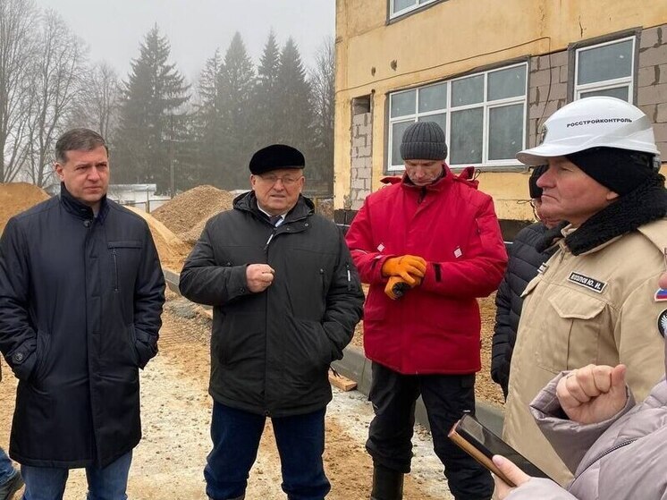 Калужский министр проверил ход развития сельских территорий в Медыни