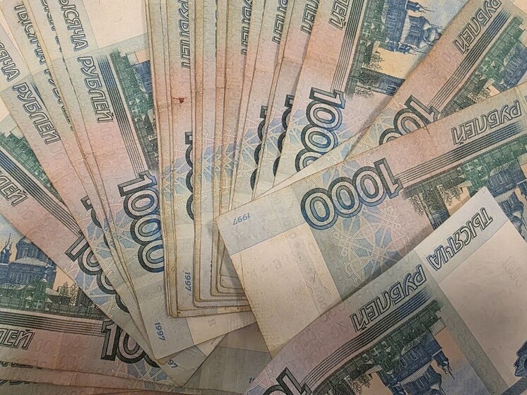 Студентка из Краснодара отдала неизвестным 50 ювелирных украшений и деньги