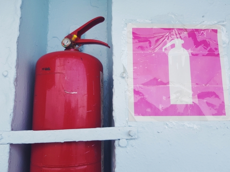 В Новороссийске тушат мусорный полигон