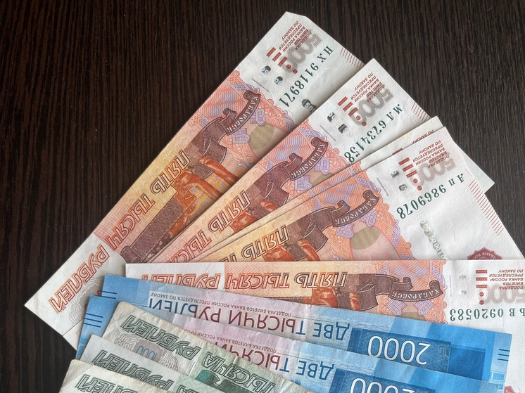 В Орловской области у женщины знакомый похитил 10 тысяч рублей