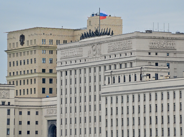 Минобороны предложило отмечать День военно-политических органов 15 мая