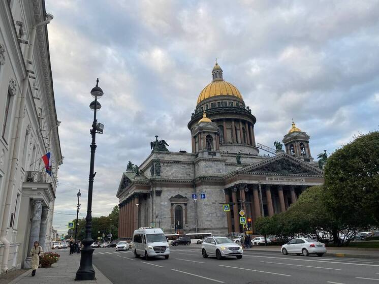 С Исаакиевского собора сняли строительные леса