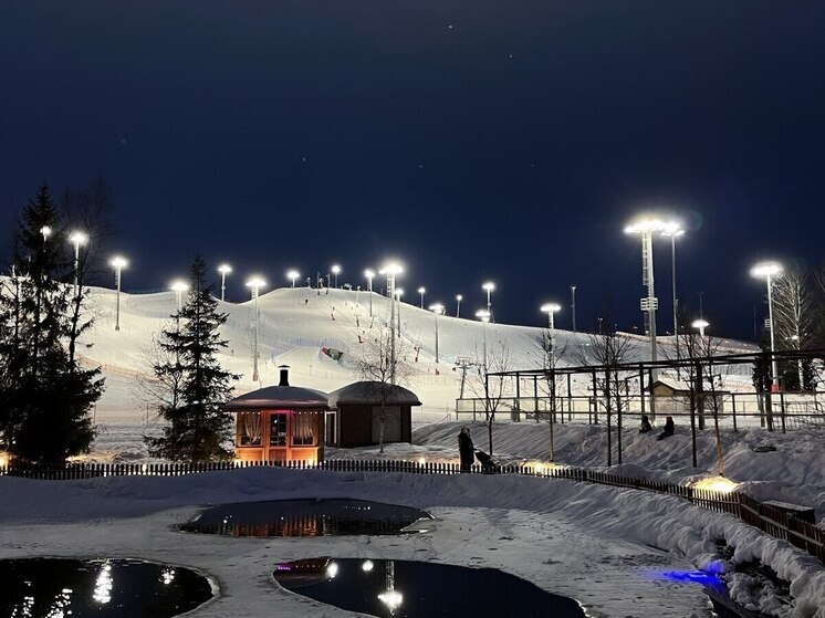 Сильнейшие лыжники страны прорвали снег в Кировске на старте Кубка России