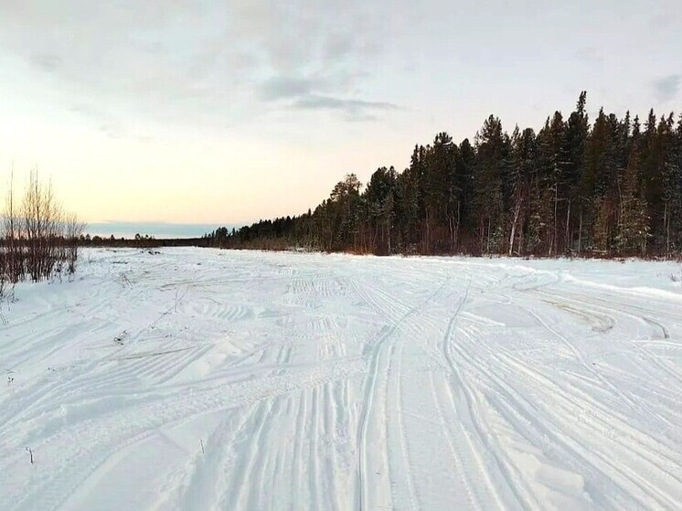 В Югре открыли первый автозимник — движение по зимней дороге уже началось