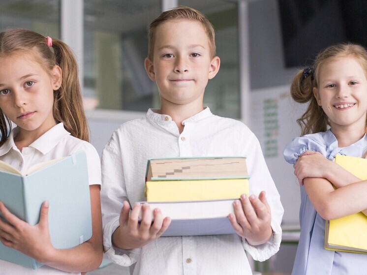 В Югре подготовят новое учебное пособие по истории региона для школьников