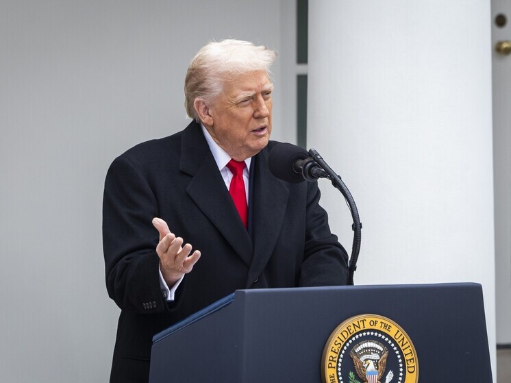 Трамп назвал "вечностью" свой оставшийся срок на посту президента США