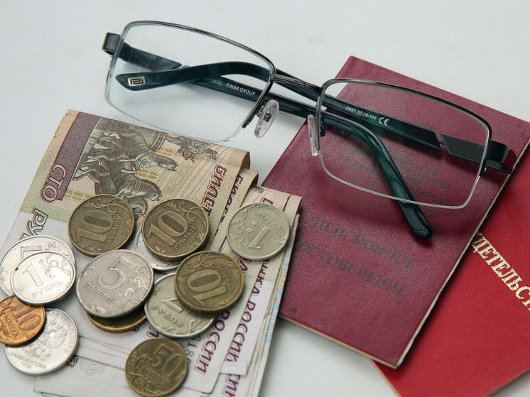 Пенсионеры, получающие выплаты в начале месяца, получат две пенсии в декабре