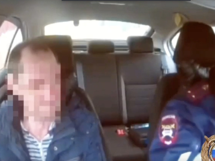 В Красноярске задержан нетрезвый инструктор автошколы во время урока вождения