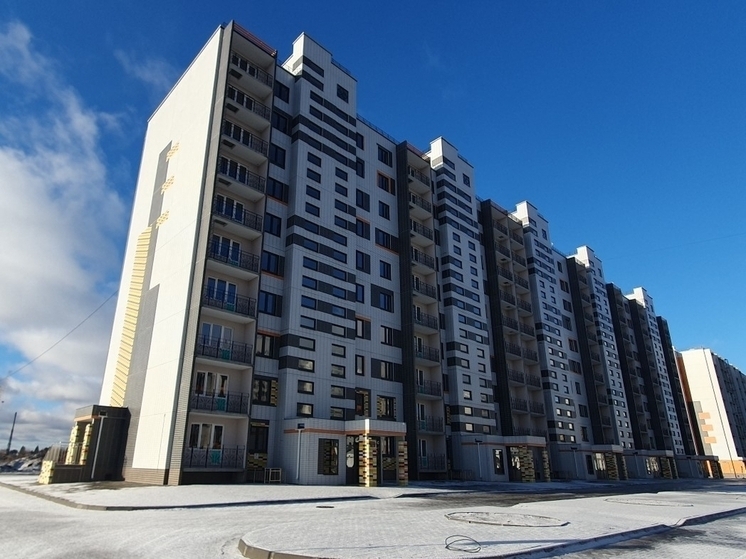 В Амурском поселке Омска сдали новую многоэтажку