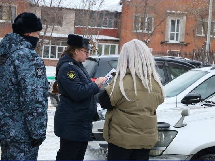 Жительница Барнаула чуть не разменяла кроссовер на неоплаченную «коммуналку»