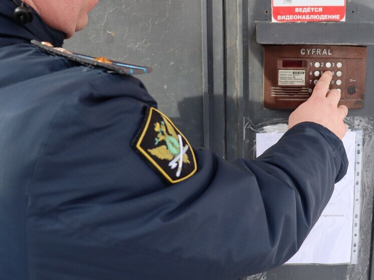 В Самарской области женщина незаконно установила камеры наблюдения в подъезде