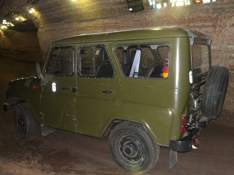 Дизельный УАЗ «Хантер» сняли на фото под землей после 500 км пробега в штольнях