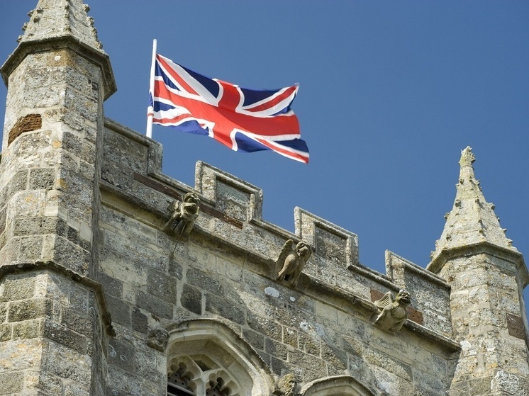 Политолог Девран: Великобритания подталкивает европейские страны к конфронтации с РФ