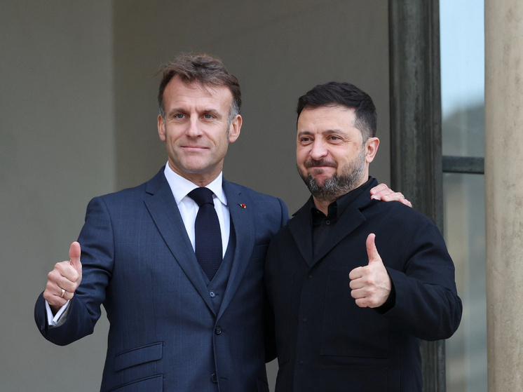 И снова Зеленский оказался в центре масштабных обсуждений, на этот раз — в Париже, сообщает «Царьград»