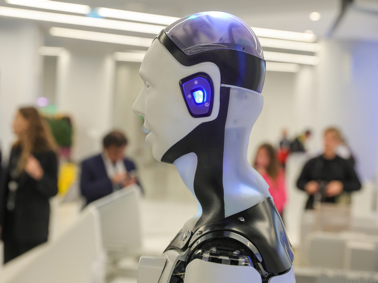 Ученый Черниговская: с появлением ИИ человечество оказалось в революционной ситуации