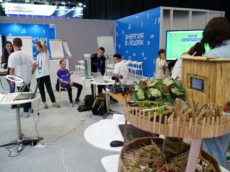 Школа креативных индустрий для подростков открылась в Новосибирской области