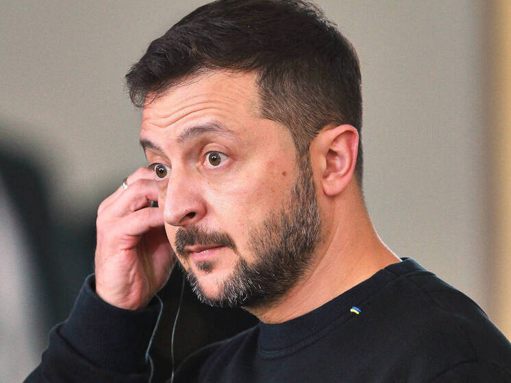 В украинских соцсетях обсуждают возможную причастность Зеленского к скандалу с Ермаком и шутят о «мирном плане»