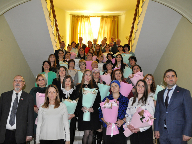 В Ставропольской городской Думе чествовали матерей-активисток