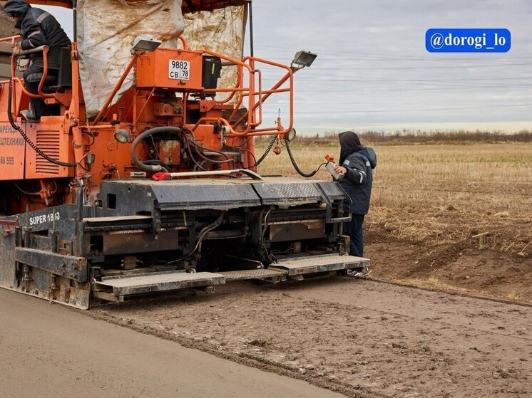В Гатчинском районе завершат ремонт 5,5-километрового участка дороги