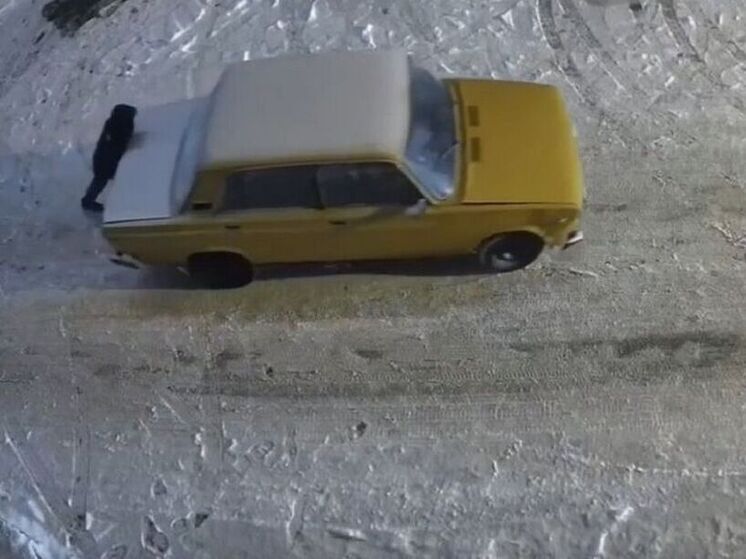 Трое подростков в Иркутске угнали жёлтые «Жигули»