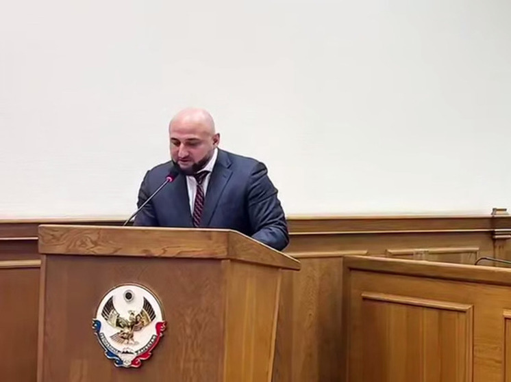 В Махачкале за год демонтировали почти 3,5 тысячи незаконных рекламных конструкций