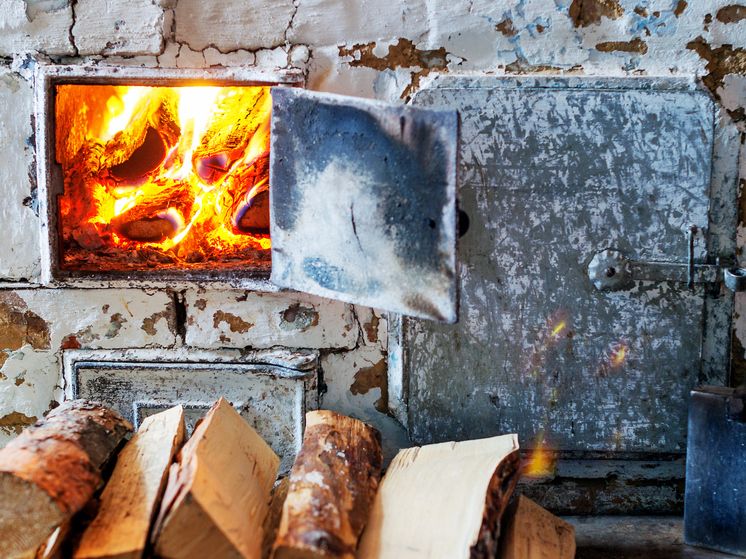 МЧС Архангельской области: неисправные печи лучше не топить