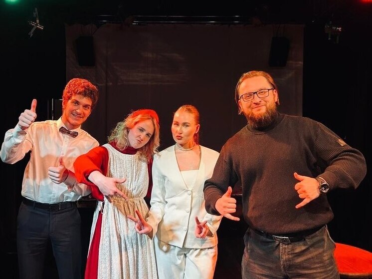 В Петрозаводске состоялся показ спектакля «Конек-Горбунок», в котором юные зрители стали непосредственными участниками действия