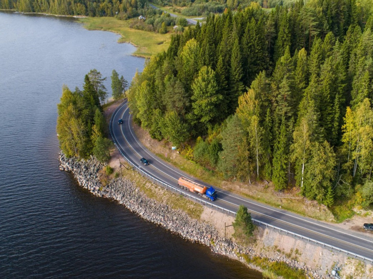 Более 108 миллионов рублей будет инвестировано в улучшение состояния региональных трасс Карелии