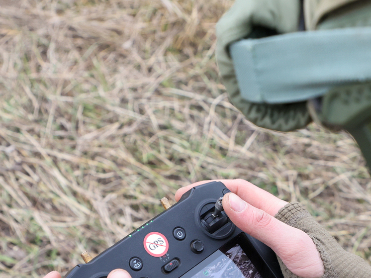 В Ленобласти на месте падения обломков БПЛА работают оперслужбы