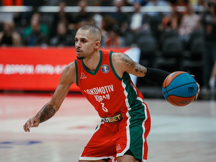 Легионер «Локомотива-Кубань» Кэшюс Робертсон вернулся после травмы и помог сборной Канады обыграть Багамы