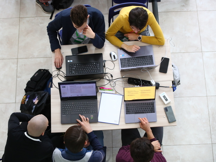 ИТ-эксперт из Волгограда раскрыл, кто и зачем «следит» за людьми в интернете