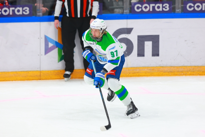 КХЛ назвала лучших хоккеистов месяца — среди них новые лауреаты и старые знакомые