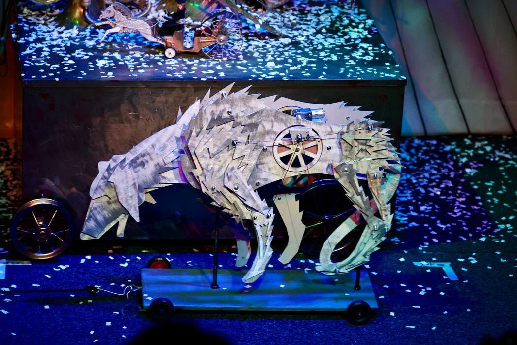 В театре кукол Челябинска прошла взрывная премьера! Фото потрясающих кукол!