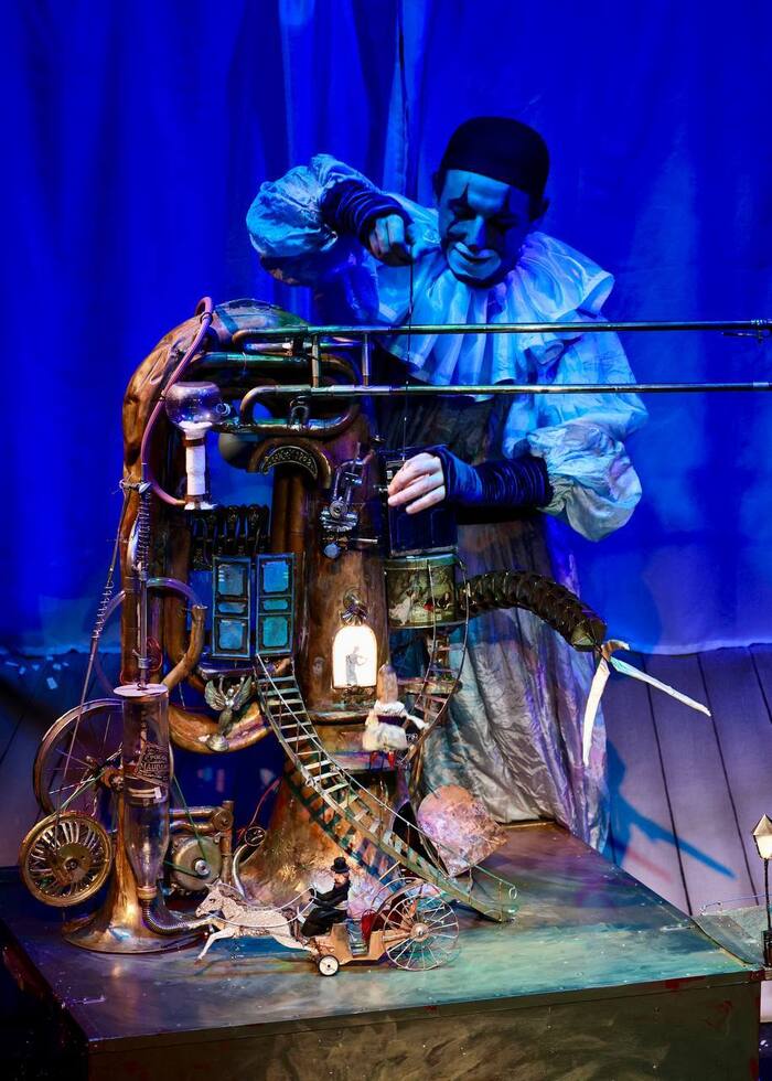 В театре кукол Челябинска прошла взрывная премьера! Фото потрясающих кукол!