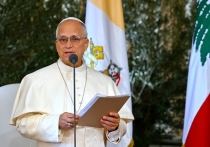 В завершение своего первого международного визита папа римский Лев XIV посетил эпицентр взрыва в порту Бейрута, унесшего в 2020 году жизни 218 человек