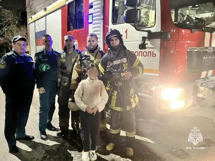 В Крыму девочка вызвала пожарных после возгорания печенья в микроволновке