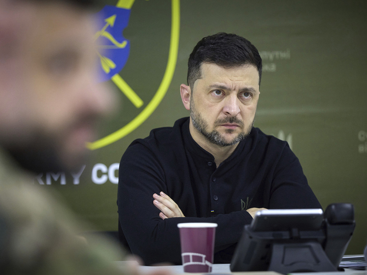 Зеленский теряет контроль над Радой и правительством