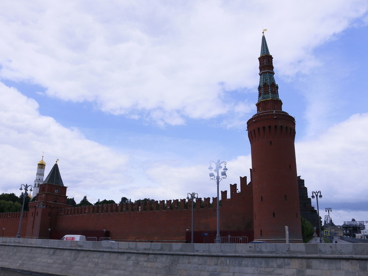 Климов: приезд зятя Трампа в Россию указывает на особую важность встречи