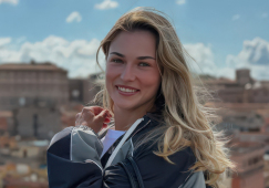 Одна из самых красивых российских теннисисток отмечает день рождения: любуемся Анной Калинской